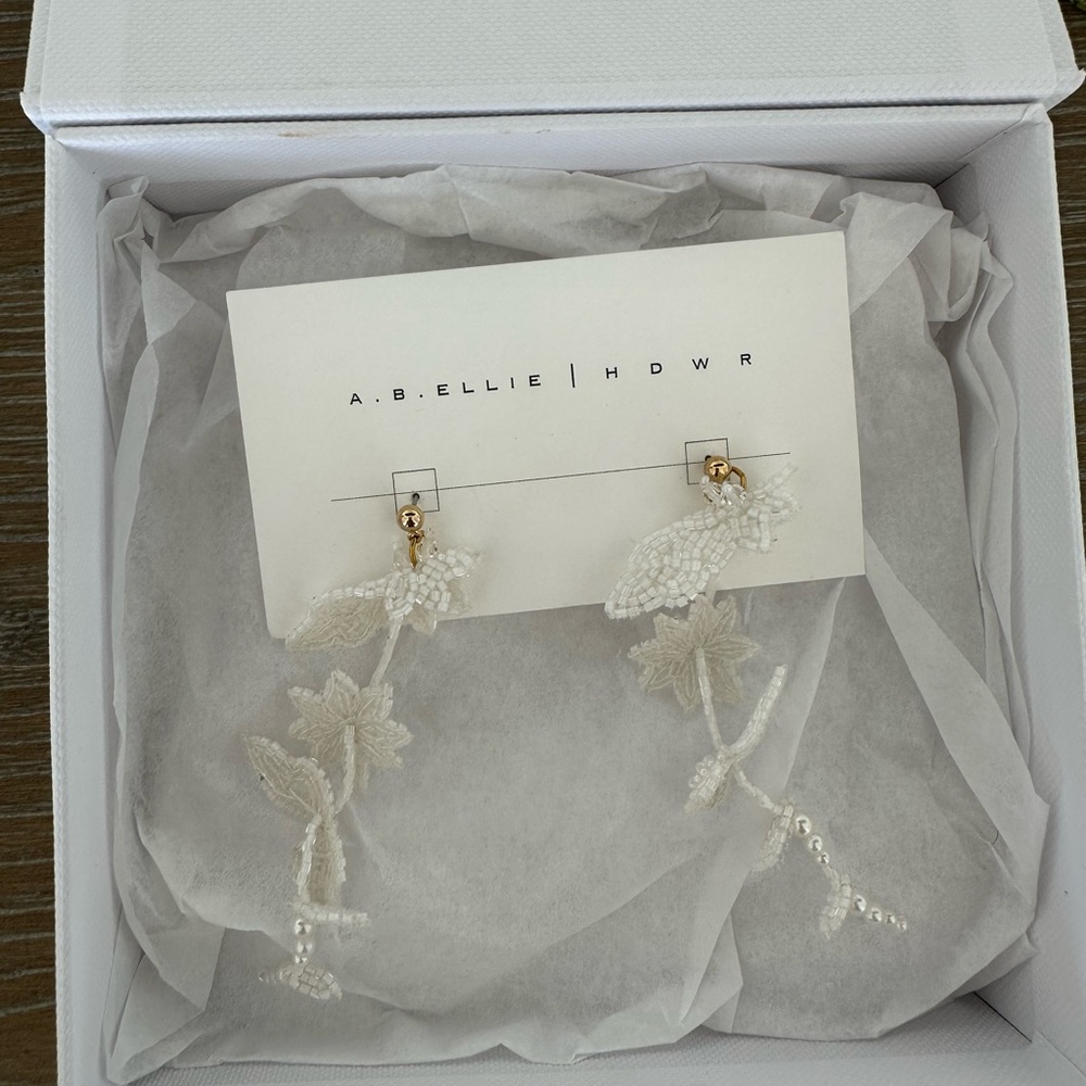 AB ellie mariana strands